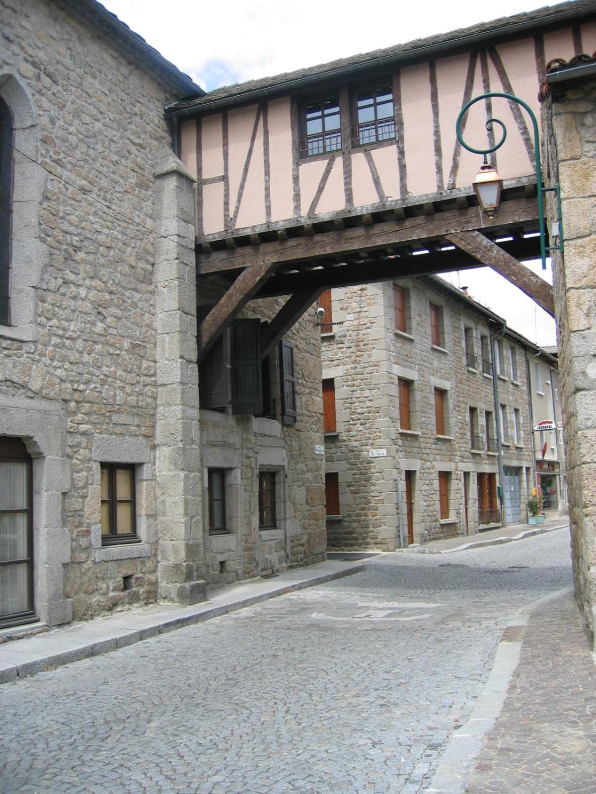 Lozere Aubrac Margeride Promo Apartamento Saint-Alban-sur-Limagnole Exterior foto
